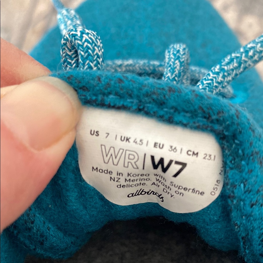 Allbirds Teal Blue Sneakers Minimalist Design - Picture 7 of 7